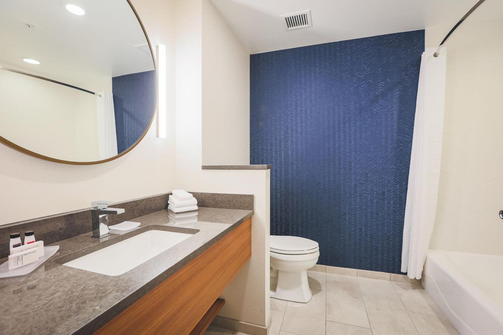 Fairfield Inn & Suites Marquette Eksteriør bilde