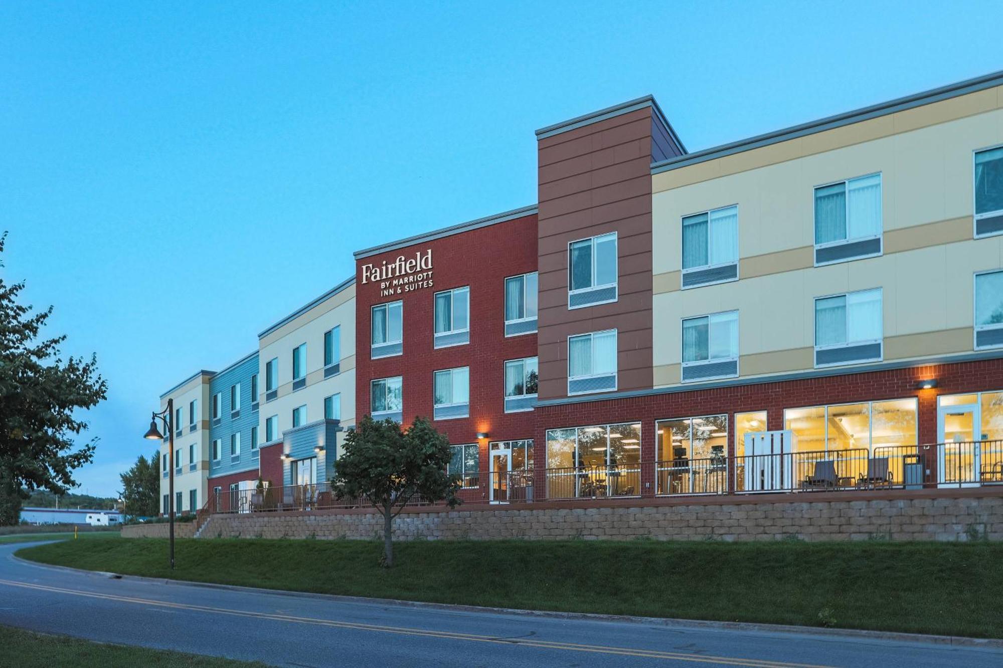 Fairfield Inn & Suites Marquette Eksteriør bilde