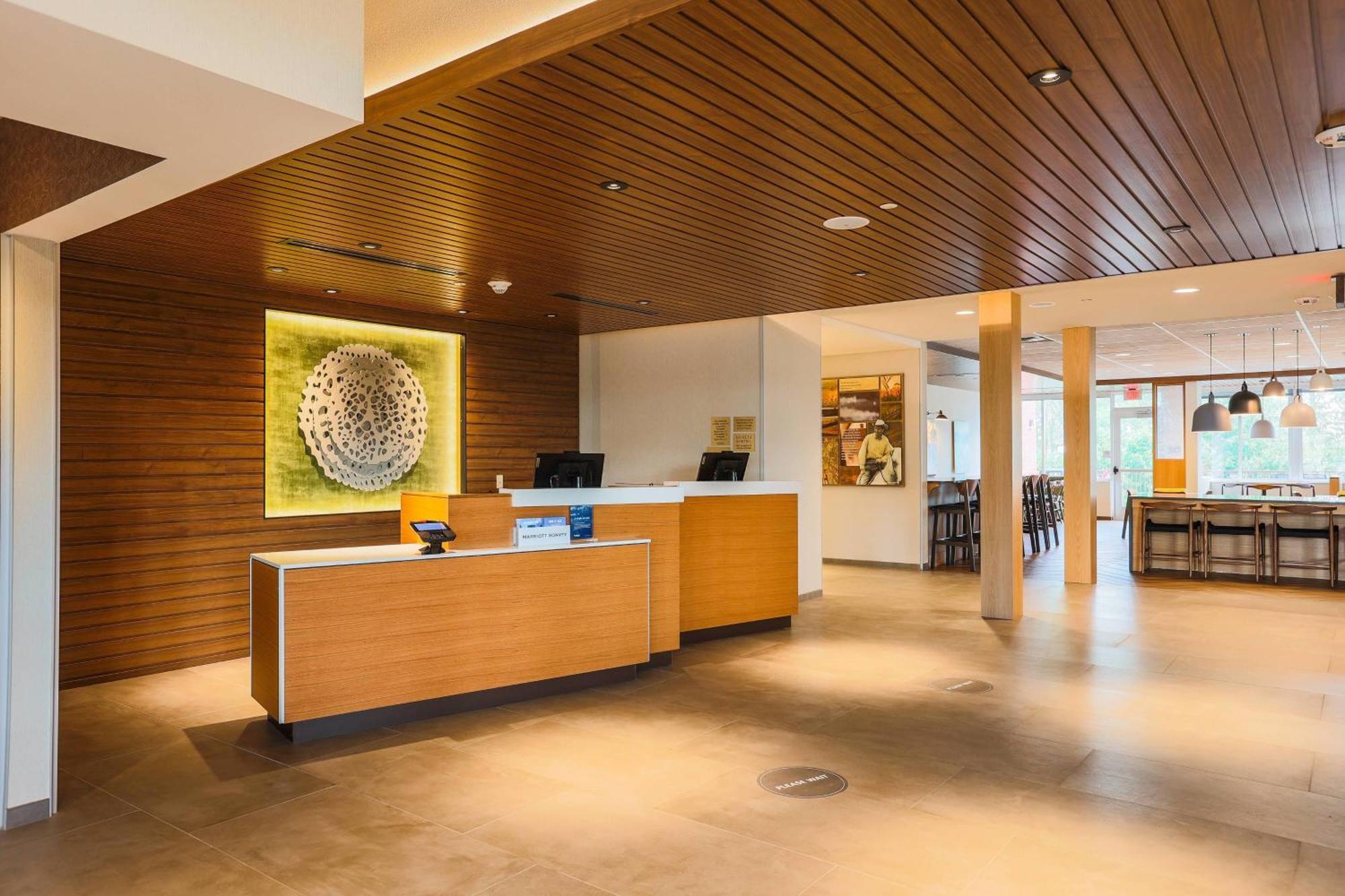 Fairfield Inn & Suites Marquette Eksteriør bilde