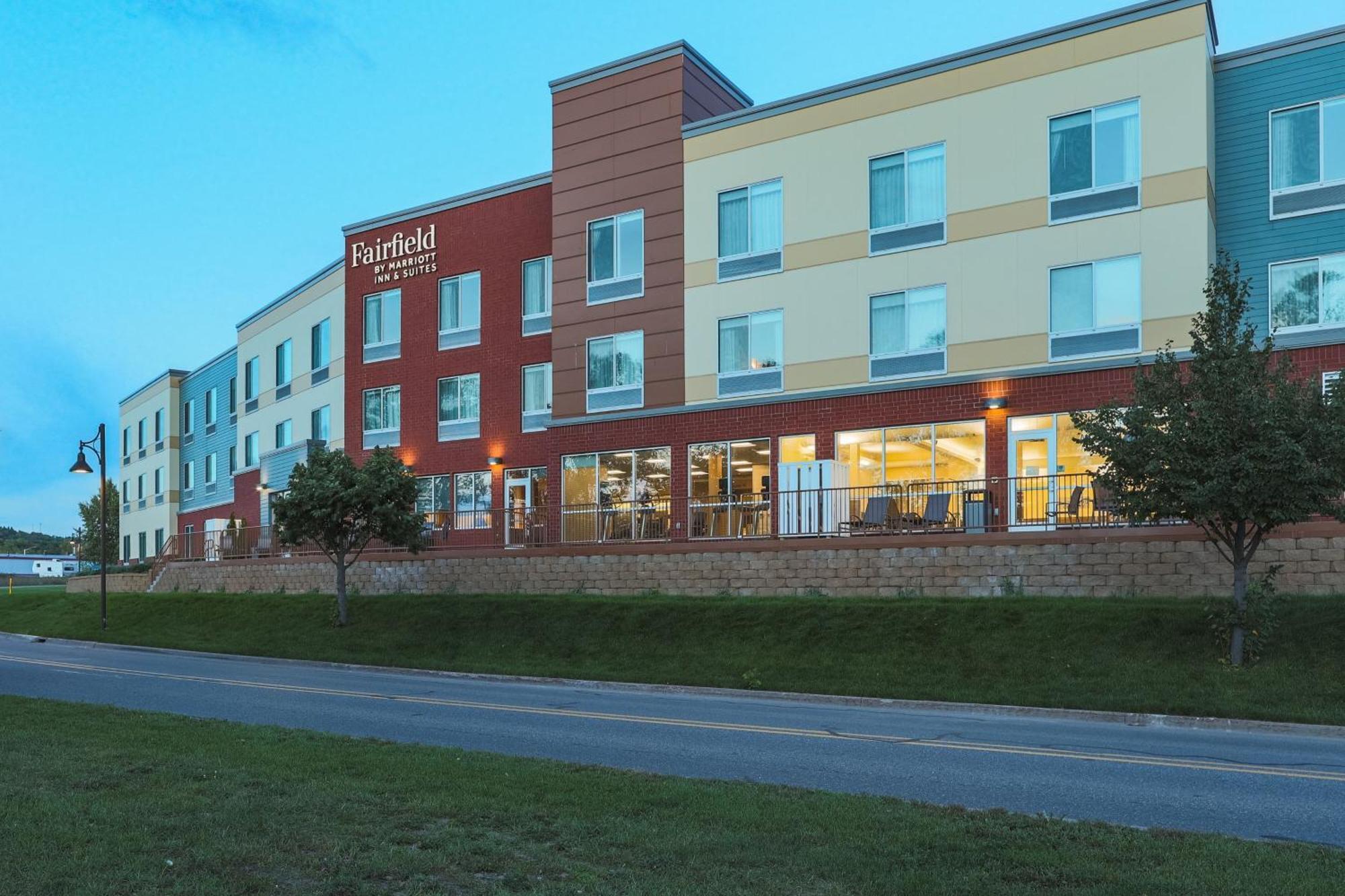 Fairfield Inn & Suites Marquette Eksteriør bilde